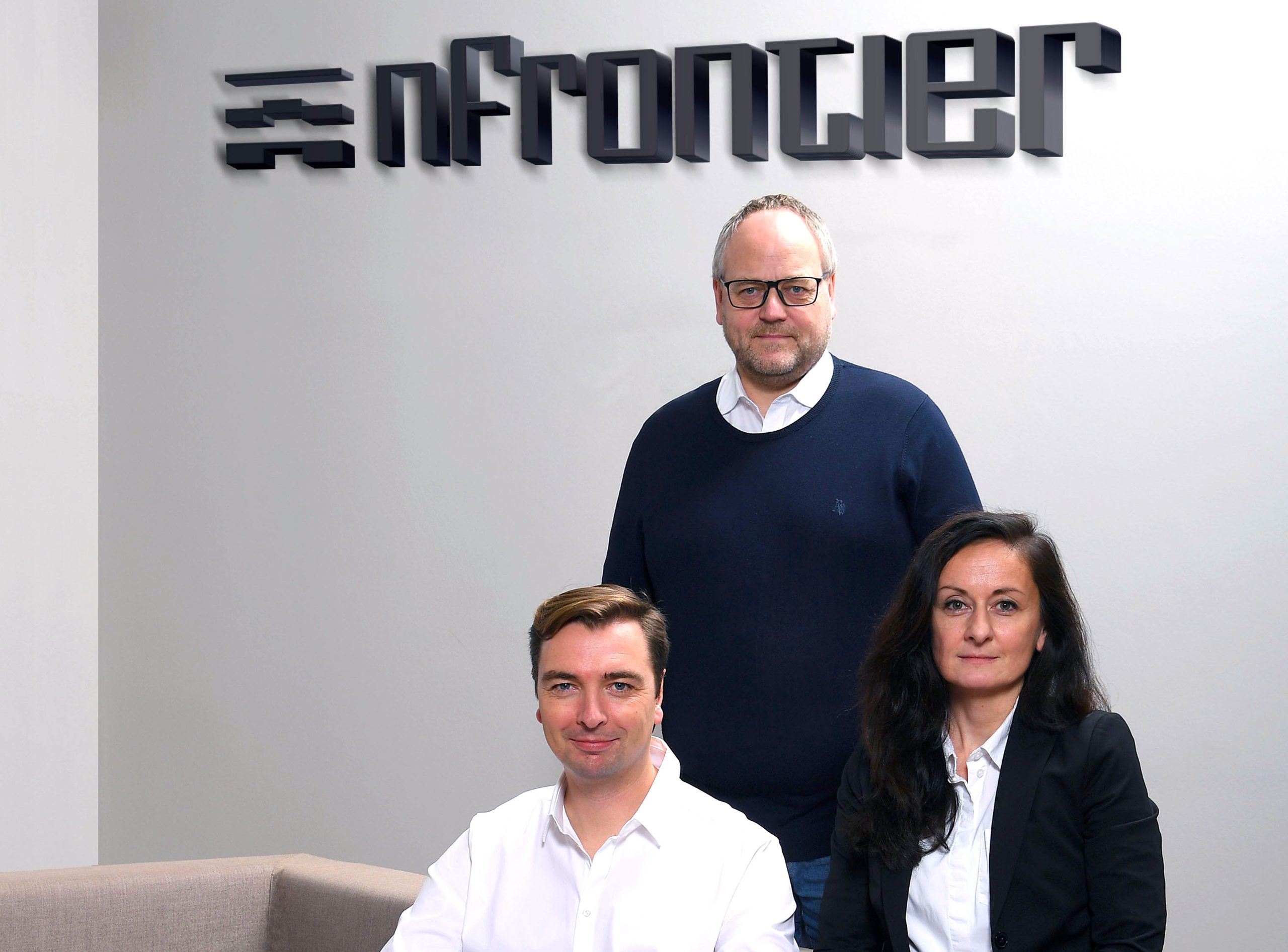 NFRONTIER的新兴技术中心团队。