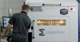 Essentium的HSE 180-S 3D打印机。通过Essentium的照片。