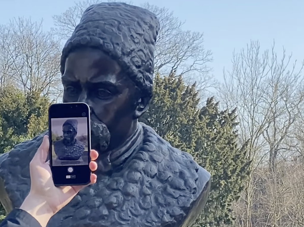 A bust being scanned using the Polycam app. Photo via Backup Ukraine.