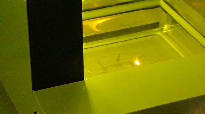 一个叶片涡轮盘3D打印在ADIRA AddCreator。