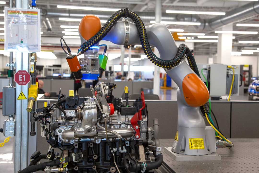 A collaborative robot at the Detroit facility. Photo courtesy of Mandi Wright, Detroit Free Press