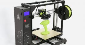 LulzBot TAZ Workhorse 3D打印机。通过LulzBot照片。