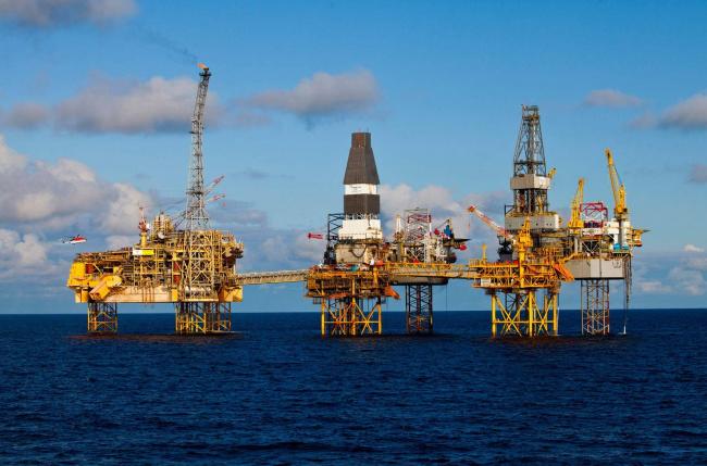 全部的's Elgin-Franklin oil rig in the North Sea. Photo via Total.