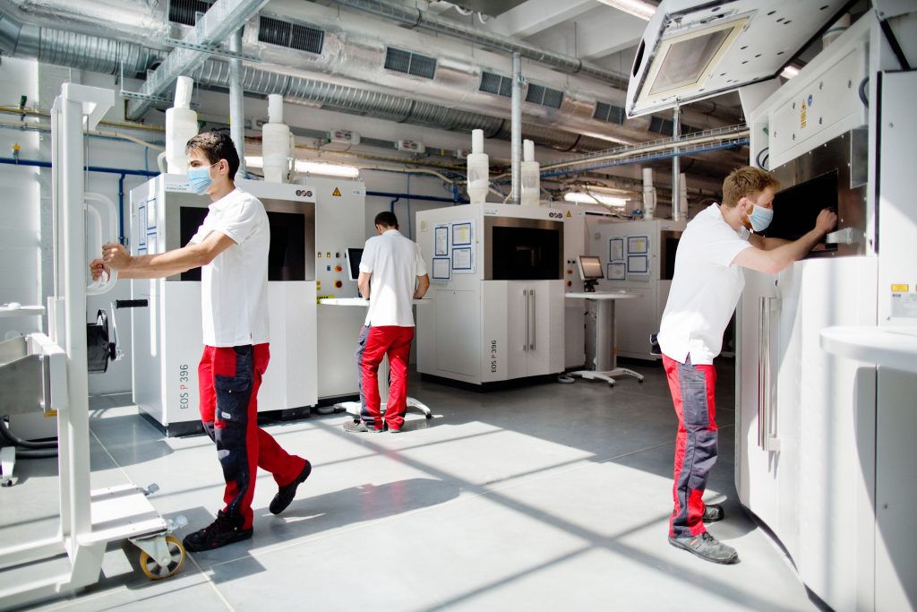 A Materialise 3D printing facility equipped with EOS systems. Photo via Materialise.