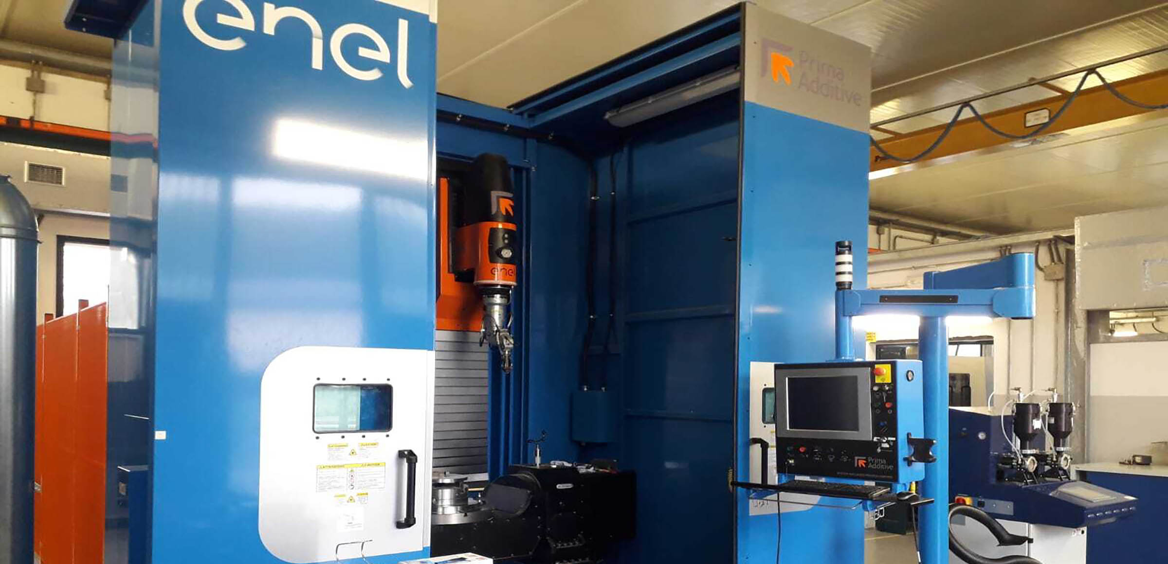 Enel的DED 3D打印机位于圣塔芭芭拉冶金实验室。通过Enel Green Power的照片。