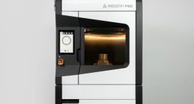 这INDUSTRY F421 3D printer. Photo via 3DGence.