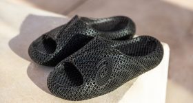 Asics Actibreeze 3D凉鞋。通过ASIC的照片。